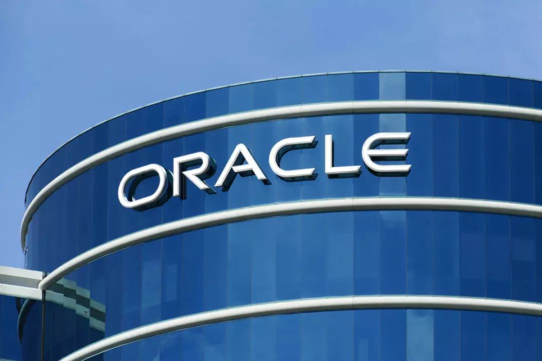 甲骨文（Oracle）更新品牌色品牌设计VI设计